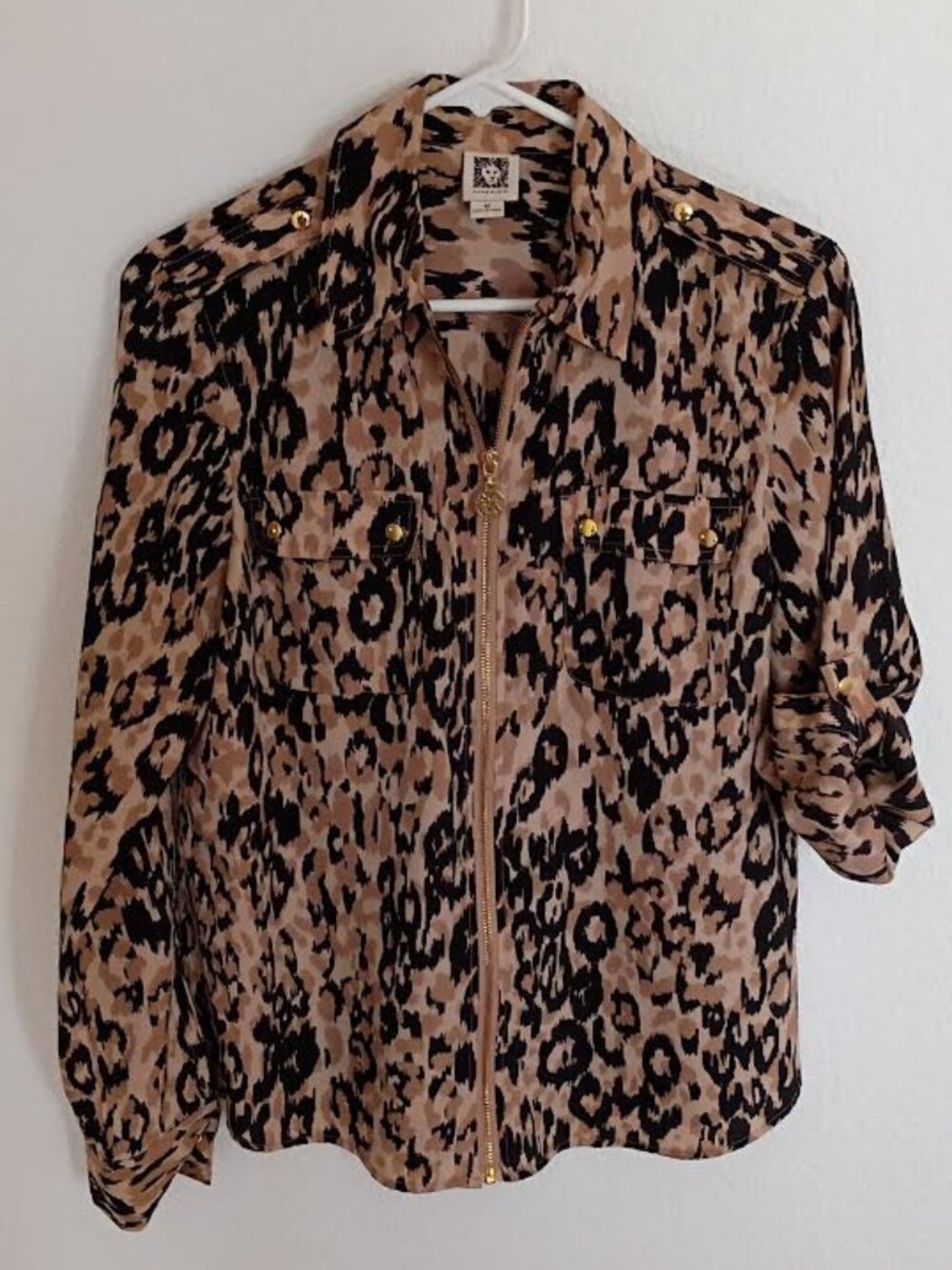 ANNE KLEIN WOMEN'S TOP TAN BLACK LEOPARD FRONT ZIP LONG ROLL TAB SLEEVES SIZE M